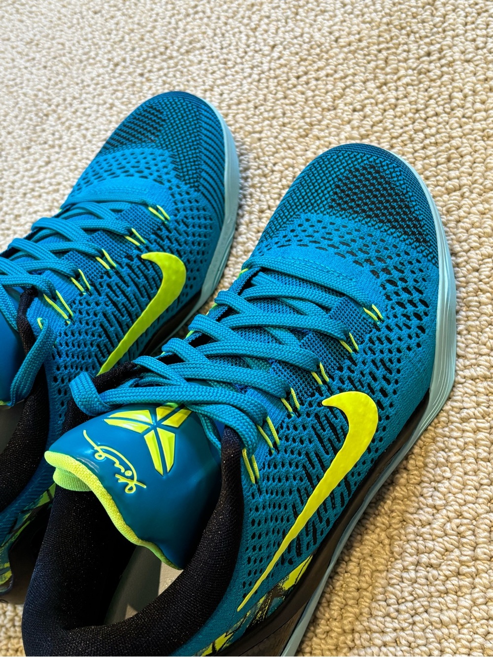 New Nike Kobe IX Elite Low Protro Teal & Volt Athletic Sneakers